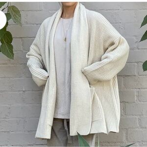 April Meets October Big Chunky Cardigan in Oat